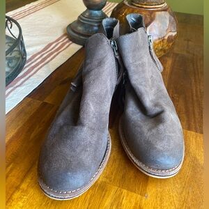 Guc Gianni Bini Brown Suede Leather Ankle Boots